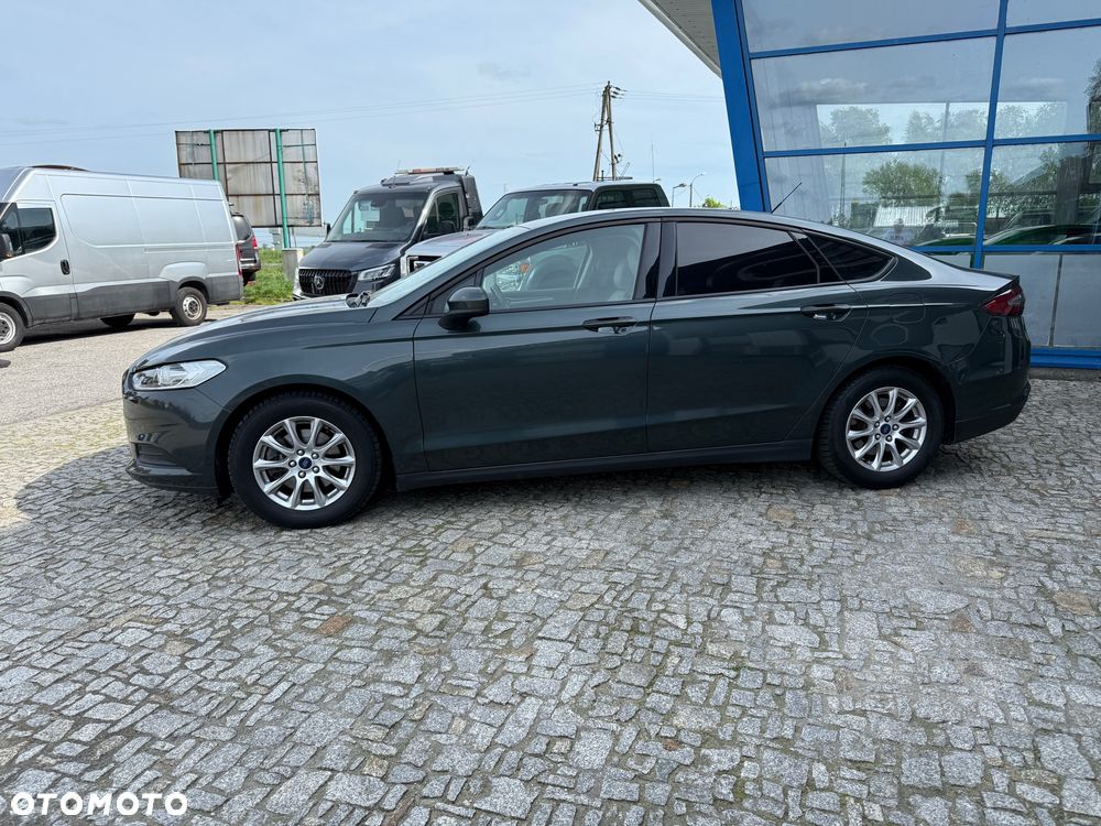 Ford Fusion - 4