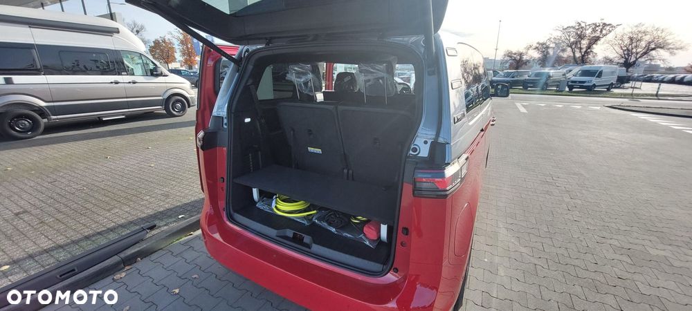 Volkswagen ID. Buzz - 8
