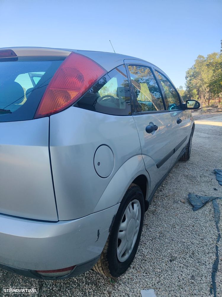 Ford Focus 1.4 Comfort - 2