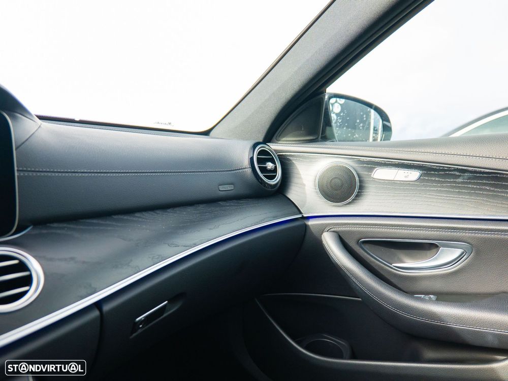 Mercedes-Benz E 220 d AMG Line - 22