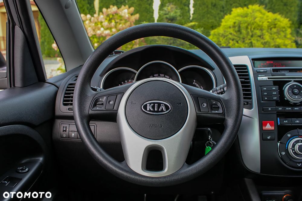 Kia Venga 1.4 L - 23