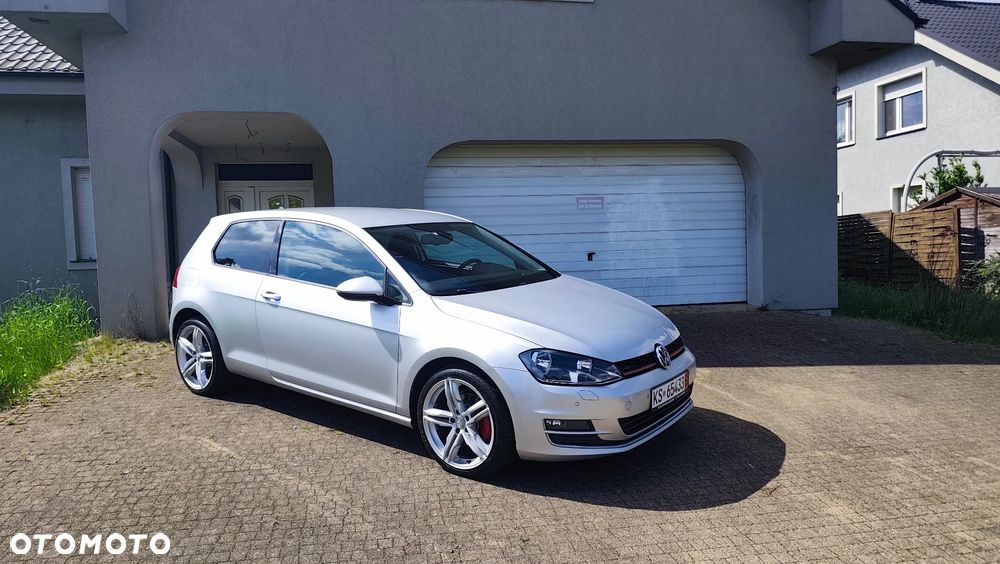 Volkswagen Golf 1.6 BlueTDI DSG Comfortline - 26