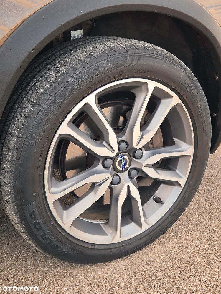 Volvo V60 Cross Country T5 AWD Momentum - 9