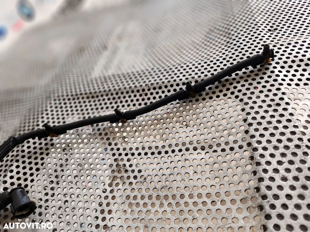 Rampa Retur Injectoare Bmw 2.0 N47 F30 F31 F32 F36 F20 F21 F10 F11 X1 X3 X4 F25 F26 Dezmembrez Bmw - 2