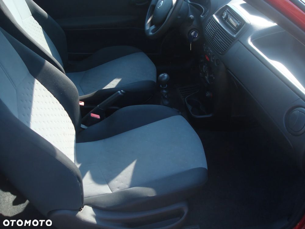 Fiat Punto 1.2 8V Active Clima - 19