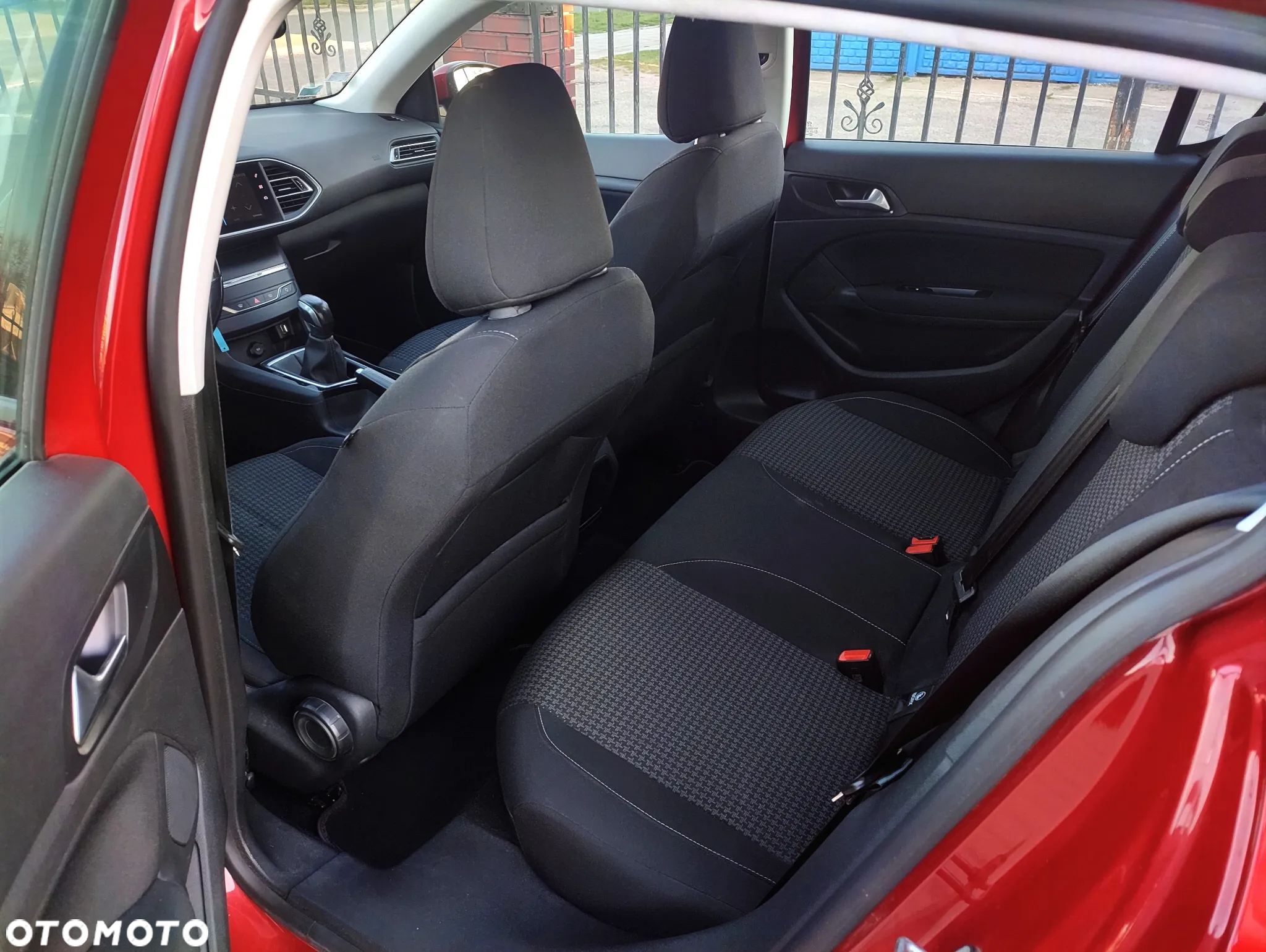 Peugeot 308 PureTech 110 Stop & Start Style - 11
