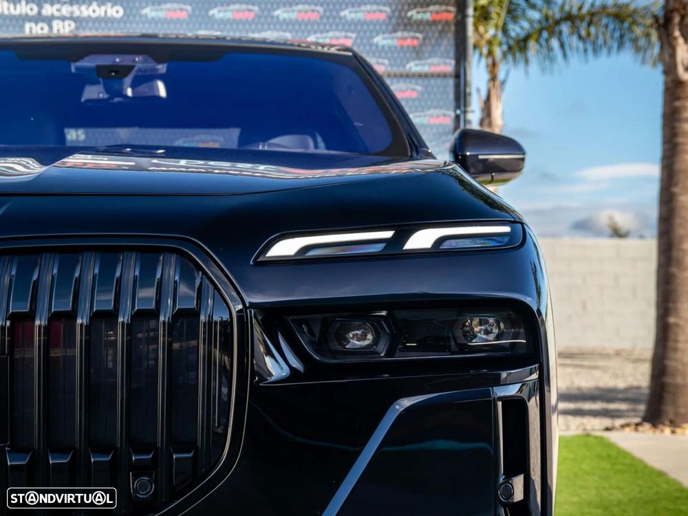 BMW i7 eDrive50 Pack Desportivo M Pro - 19