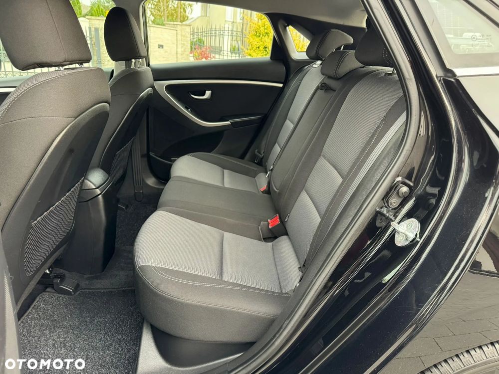 Hyundai i30 1.4 Premium - 23