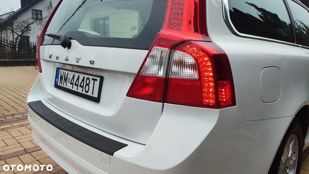 Volvo V70 D5 AWD Kinetic - 5