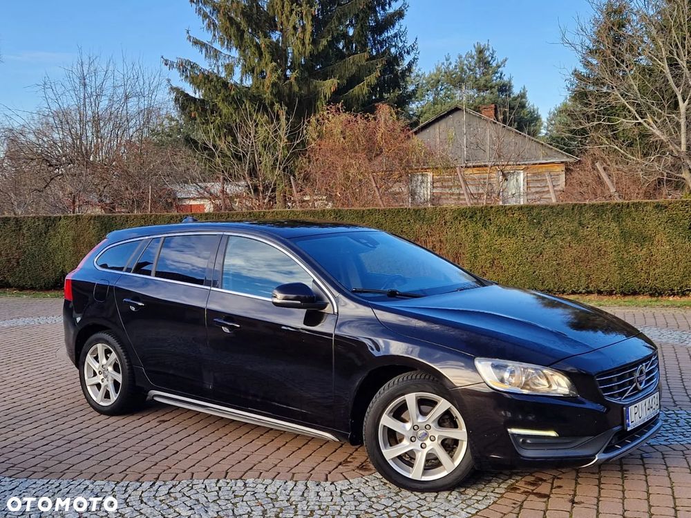 Volvo V60 D2 Momentum - 17