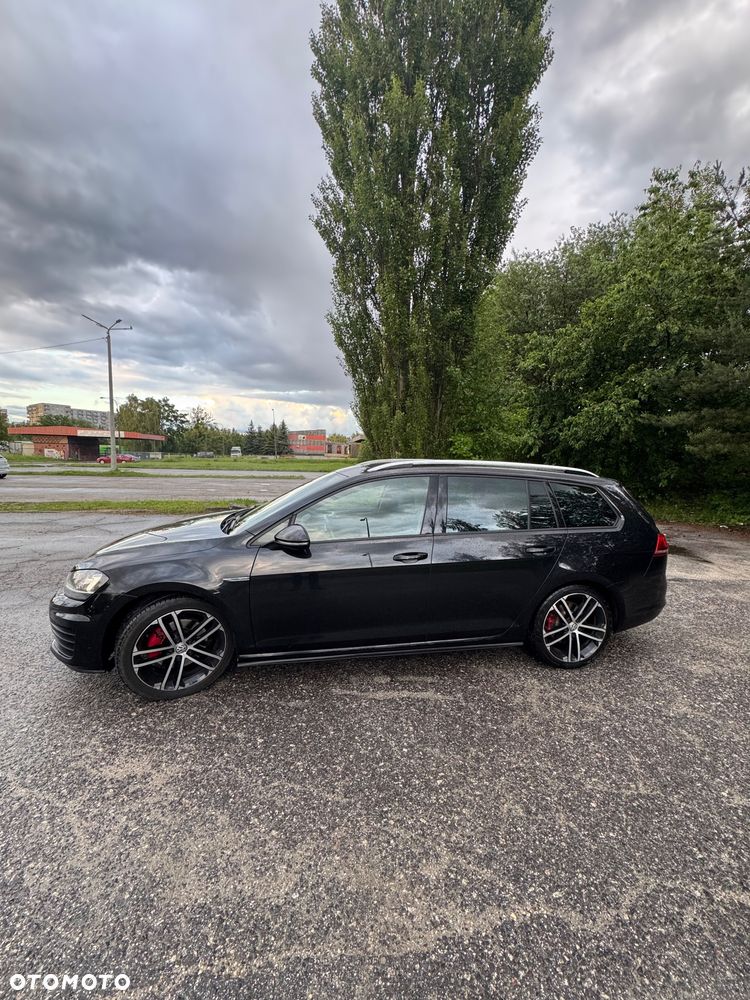 Volkswagen Golf 2.0 TDI BMT GTD DSG - 4