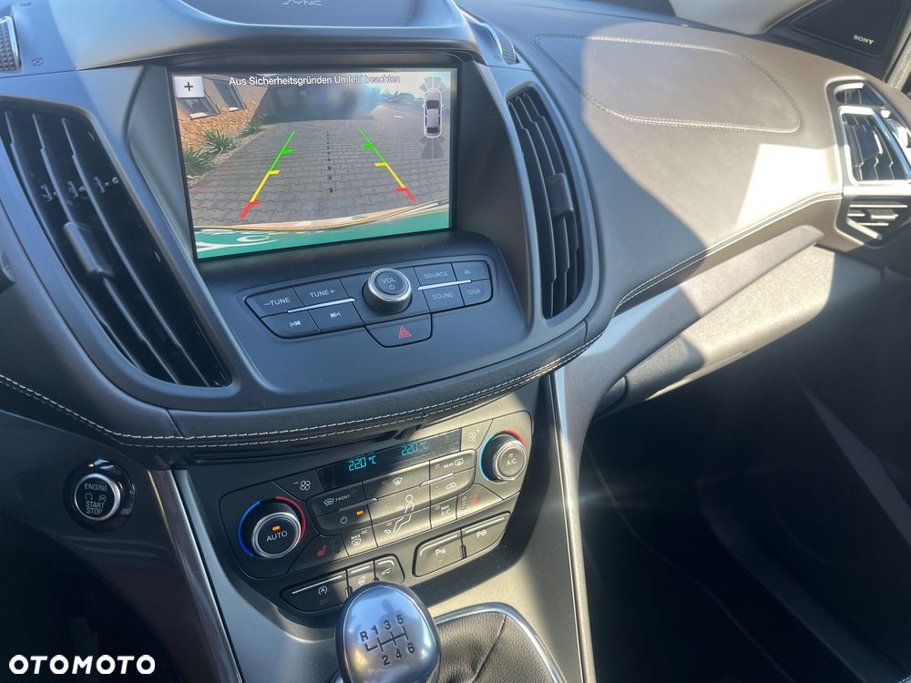 Ford Kuga 1.5 EcoBoost 2x4 Vignale - 18