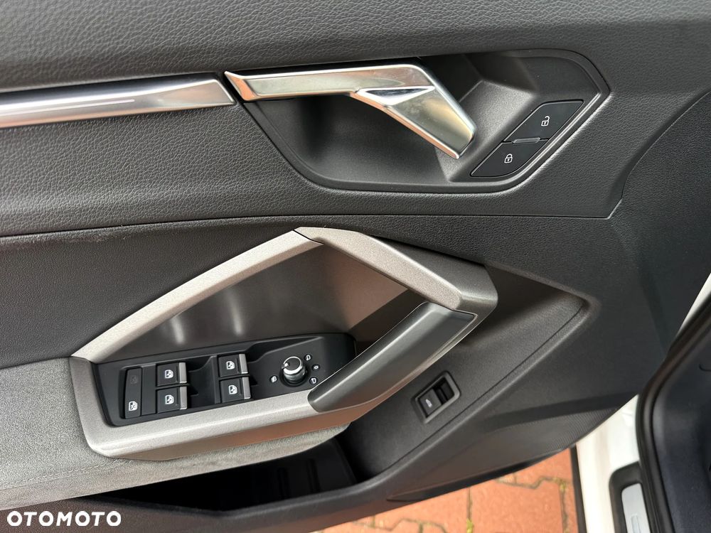Audi Q3 35 TFSI mHEV S-Line S tronic - 18