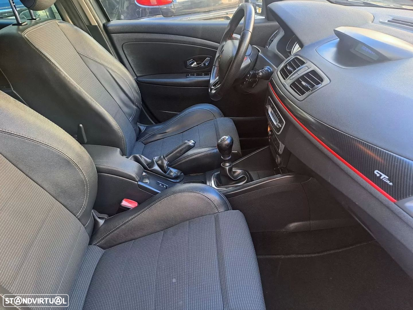 Renault Mégane Sport Tourer 1.5 dCi GT Line - 24