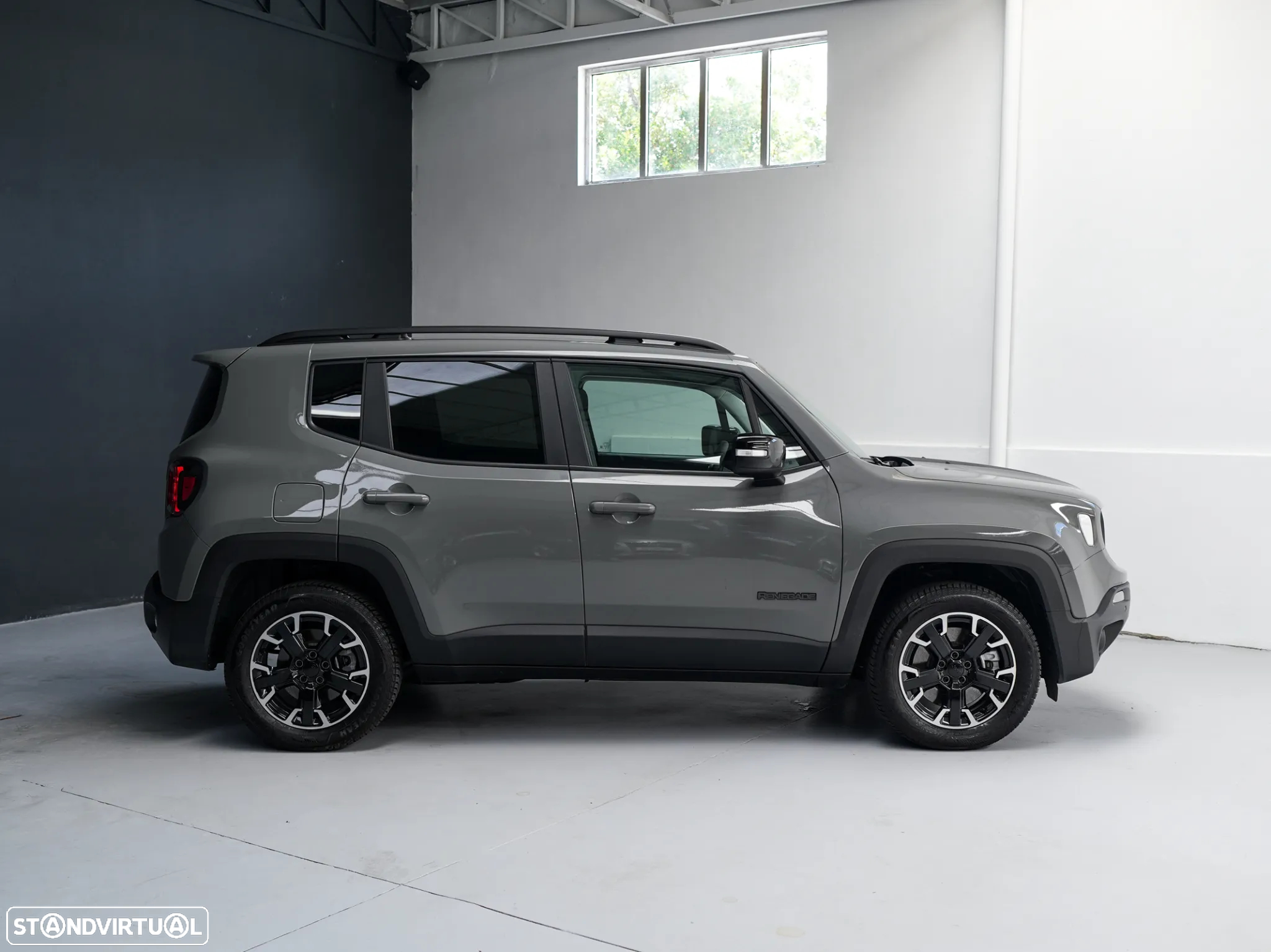 Jeep Renegade 1.3 TG 4Xe Limited - 13