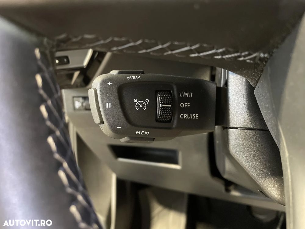 DS Automobiles DS 7 Crossback - 23