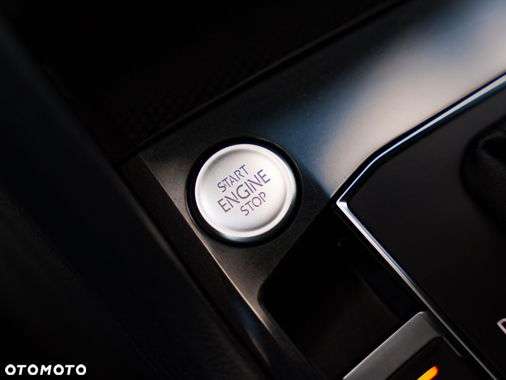 Volkswagen Tiguan 2.0 TDI SCR DSG IQ.DRIVE - 39