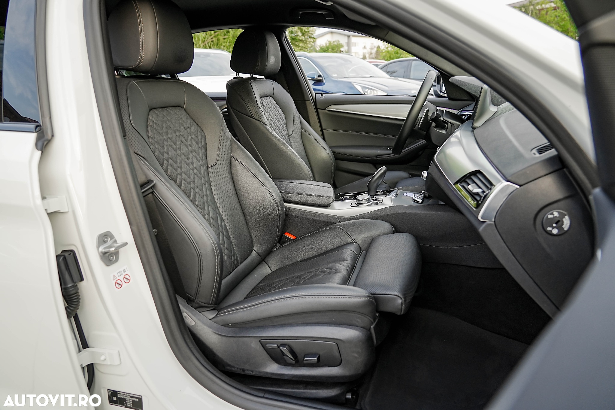BMW Seria 5 530i Aut. M Sport Edition - 17