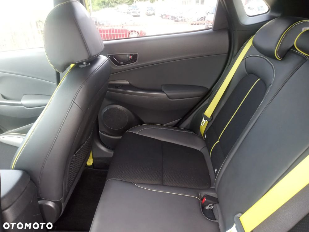 Hyundai Kona 1.6 CRDi DCT 4WD Premium - 13