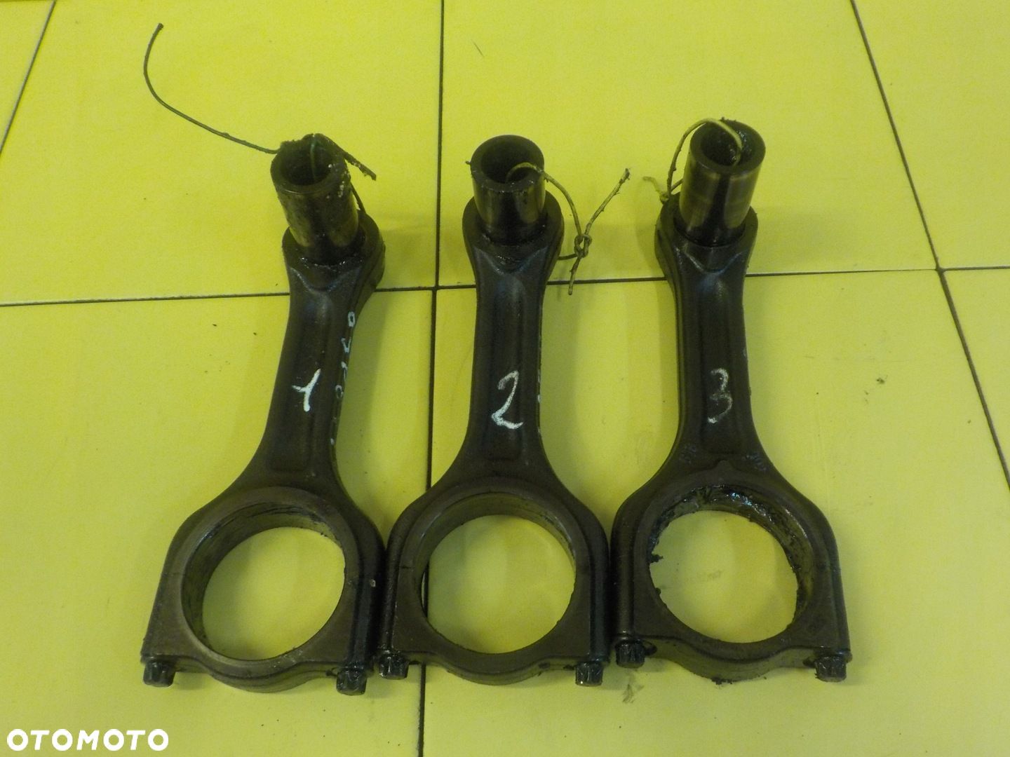 FORD FOCUS MK3 C-MAX 1.6 TDCI 15r T1DB korbowod 619 - 1