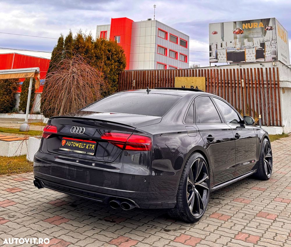 Audi S8 Plus 4.0 TFSI quattro Tiptronic - 6