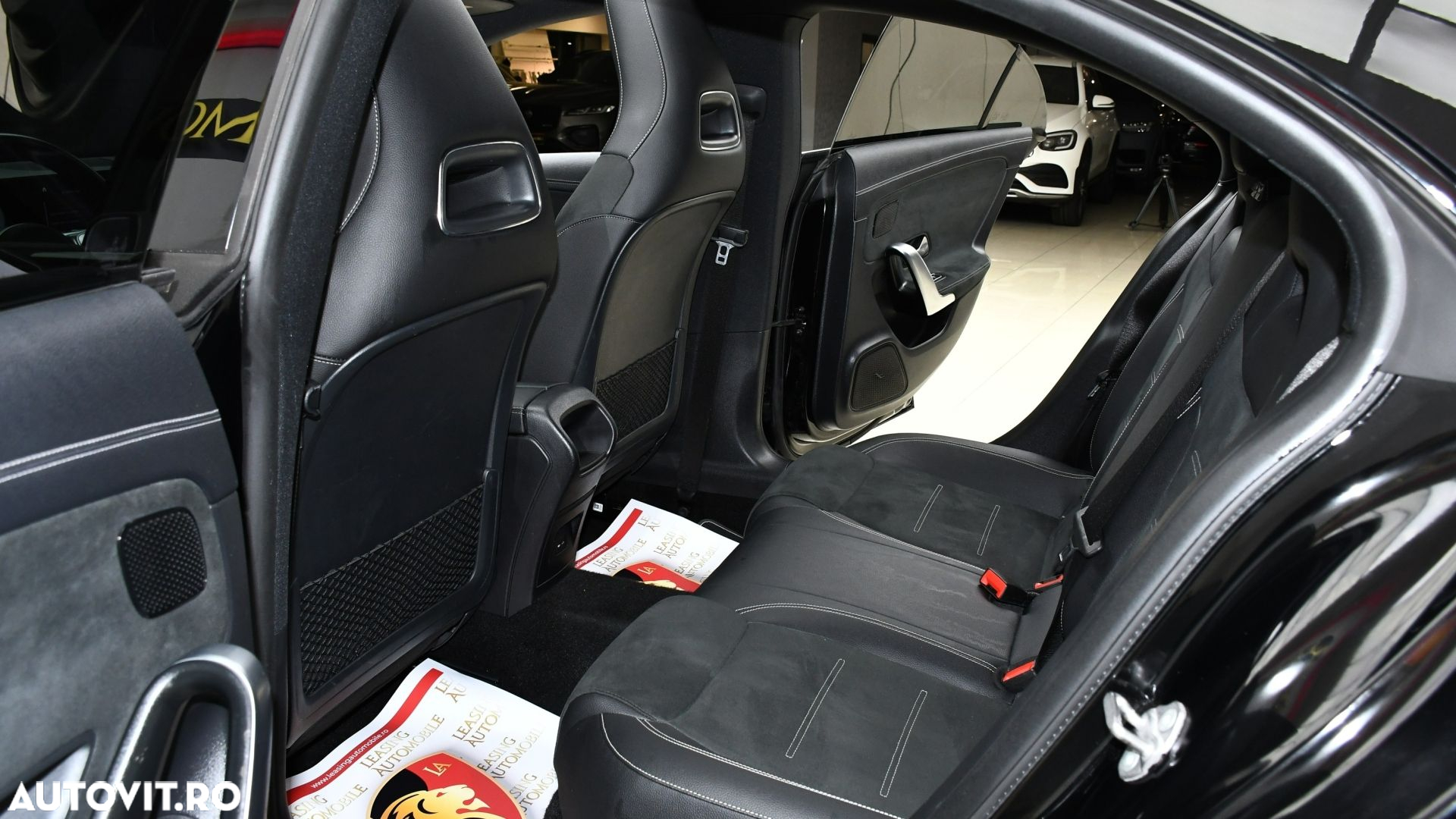 Mercedes-Benz CLA 250 e 8G-DCT AMG Line - 13