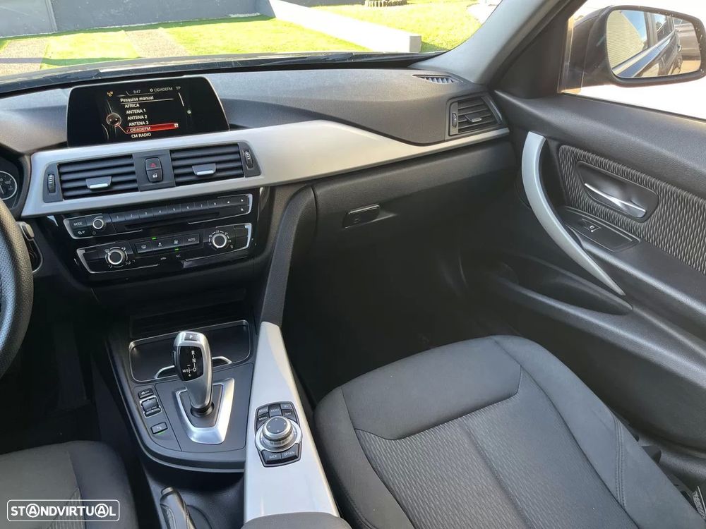 BMW 320 d Touring Aut. M Sport - 27