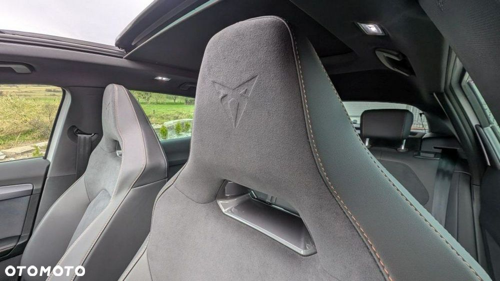 Cupra Formentor 2.0 TSI 4Drive DSG VZ Black Edition - 24