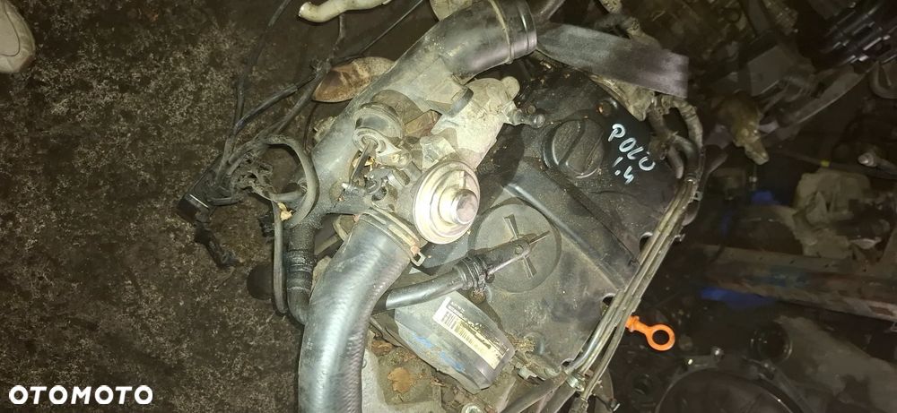 Silnik słupek Volkswagen POLO 9N VW LUPO 1.4 TDI AMF - 1