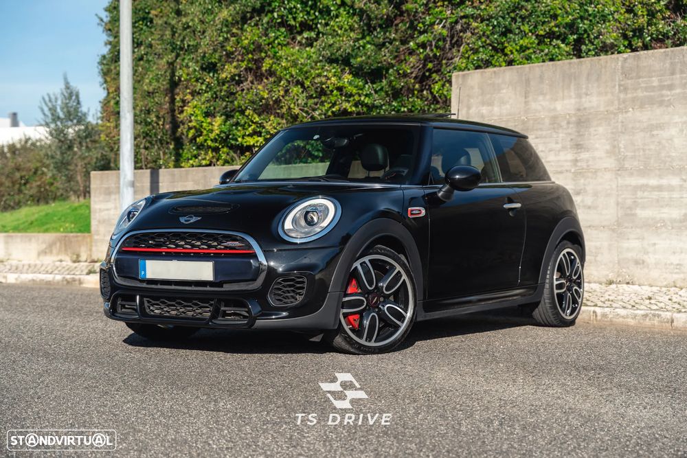 MINI 3 Portas John Cooper Works Sport Aut. - 1