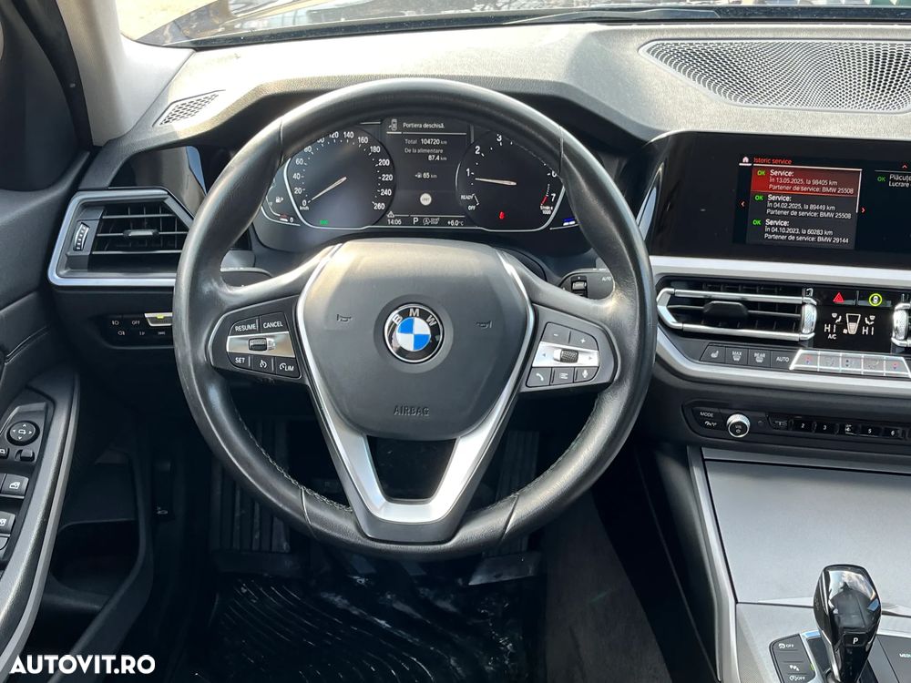 BMW Seria 3 330i xDrive AT - 14