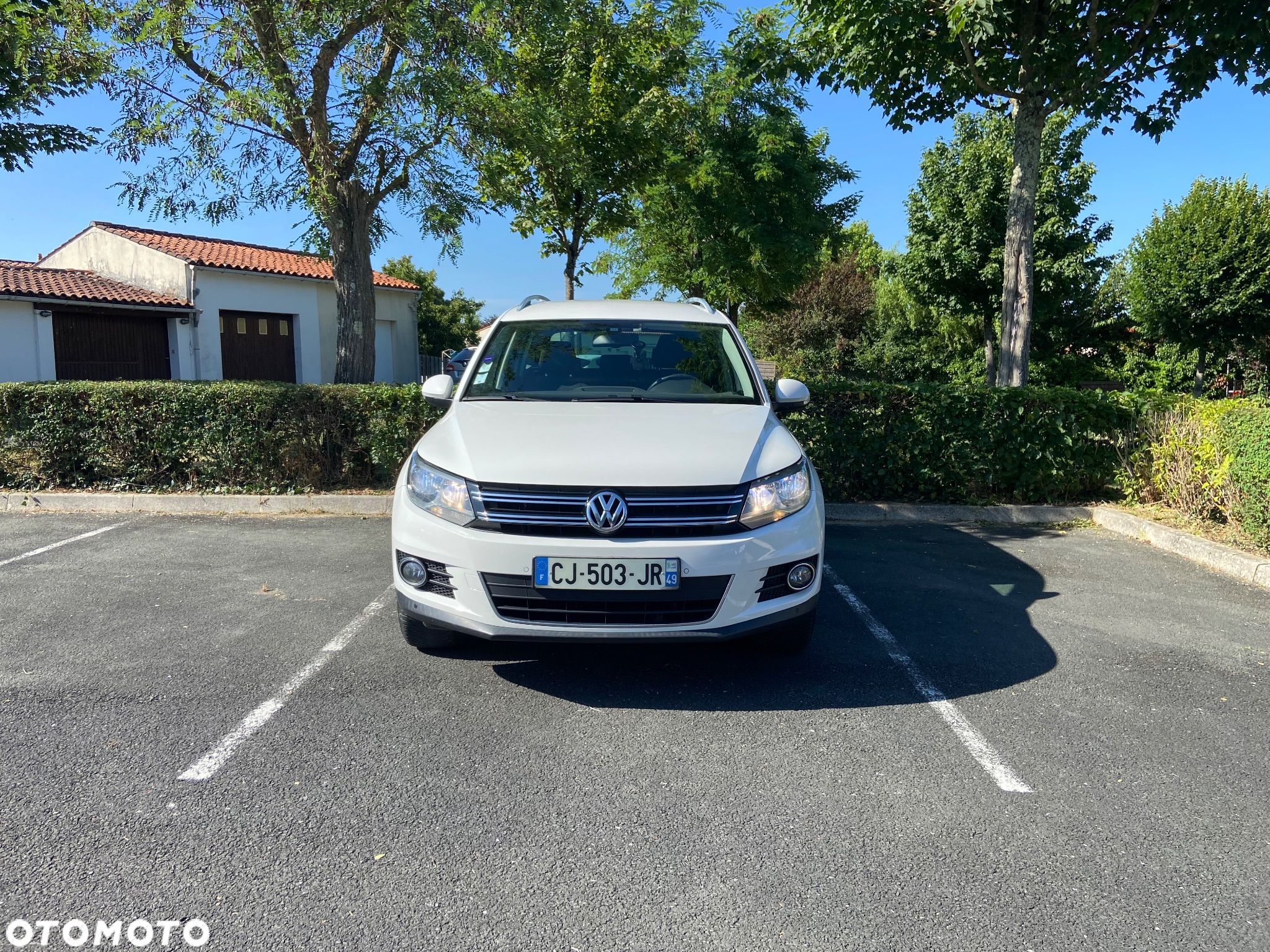 Volkswagen Tiguan - 1