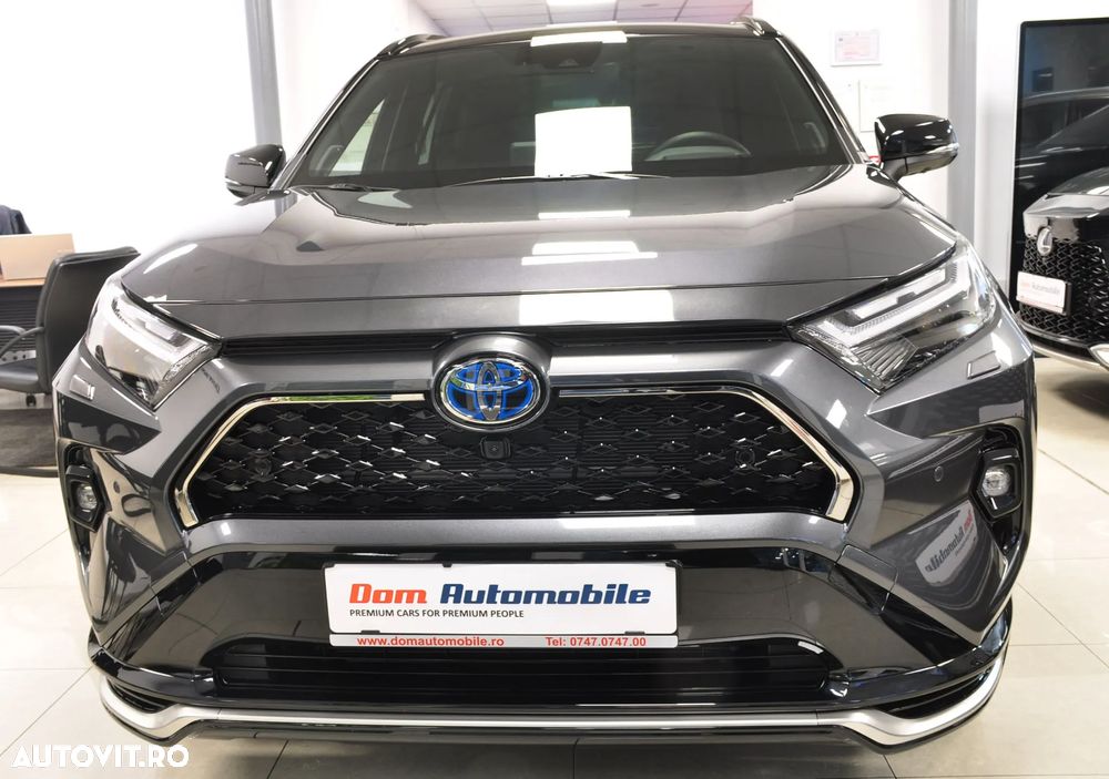 Toyota RAV4 Plug-in-Hybrid - 2