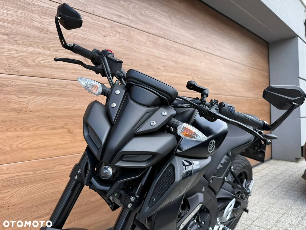 Yamaha MT - 8