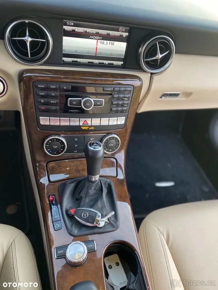 Mercedes-Benz SLK 250 (BlueEFFICIENCY) 7G-TRONIC - 10