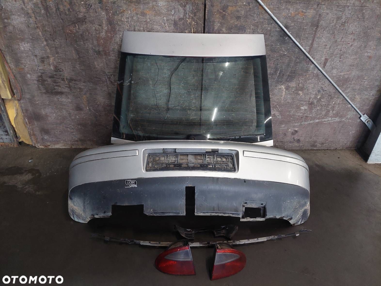 KOMPLETNY TYŁ KLAPA BAGAŻNIKA ZDERZAK TYŁ LAMPY SEAT LEON I - 1