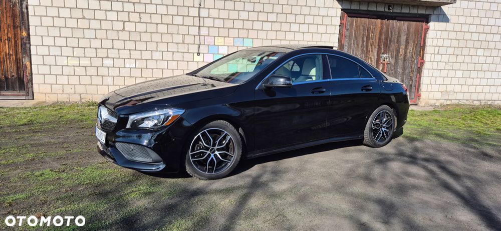 Mercedes-Benz CLA 250 4Matic 7G-DCT AMG Line - 18