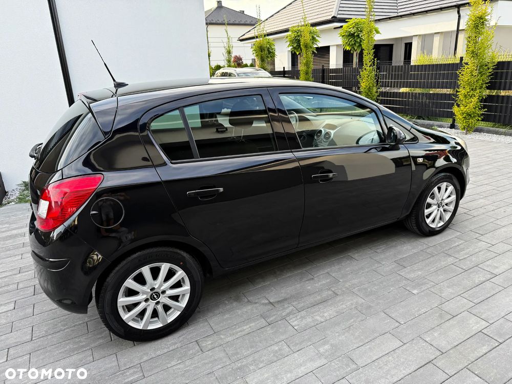 Opel Corsa 1.4 16V 150 Jahre - 34