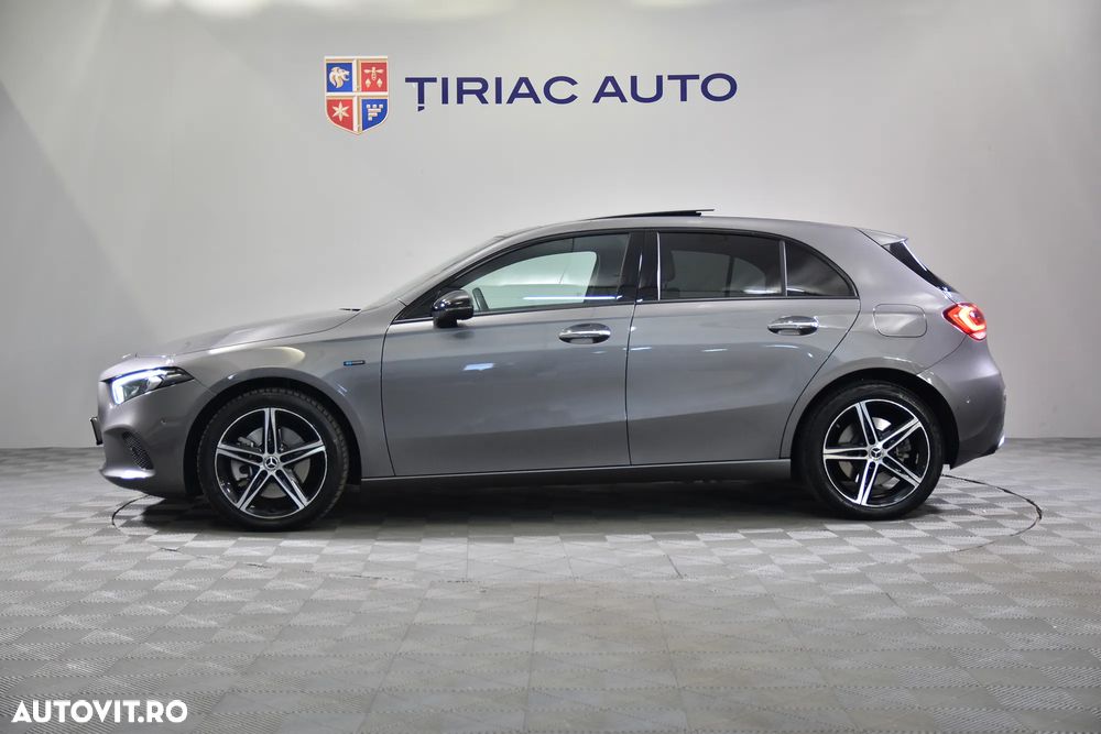 Mercedes-Benz A 250 e 8G-DCT - 2