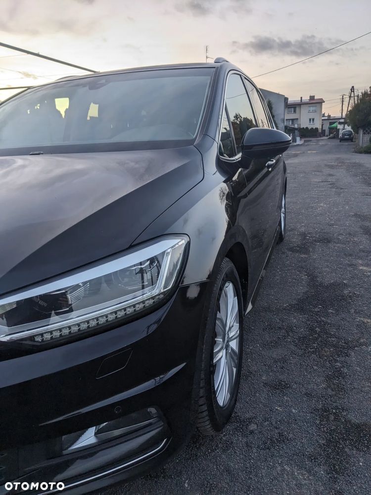 Volkswagen Touran 2.0 TDI BMT Highline DSG - 9