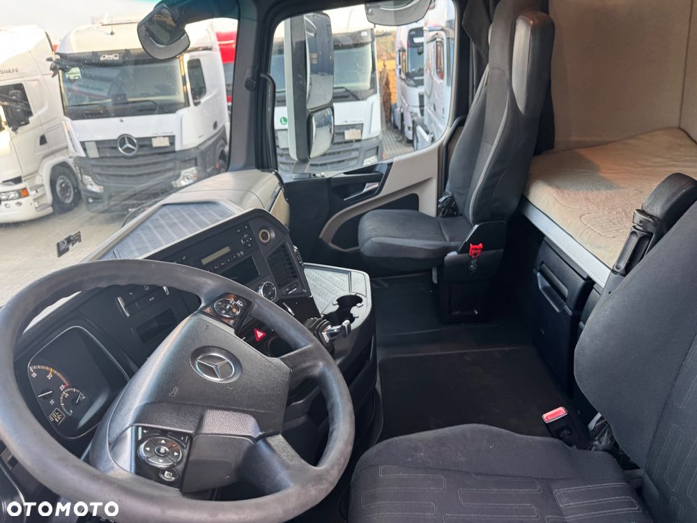 Mercedes-Benz Actros 25.45 LS 6x2 BDF - 17