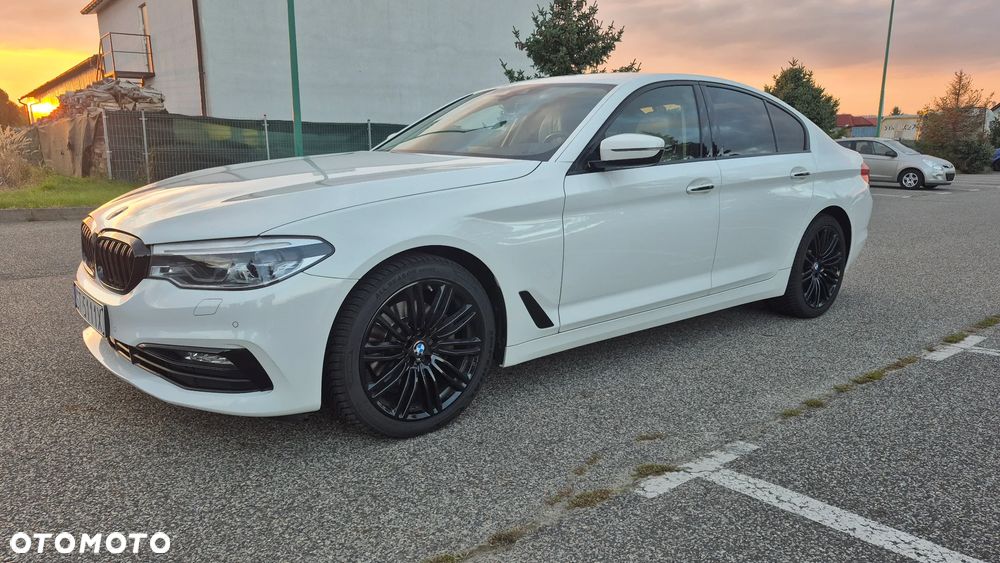 BMW Seria 5 520d Luxury Line - 3