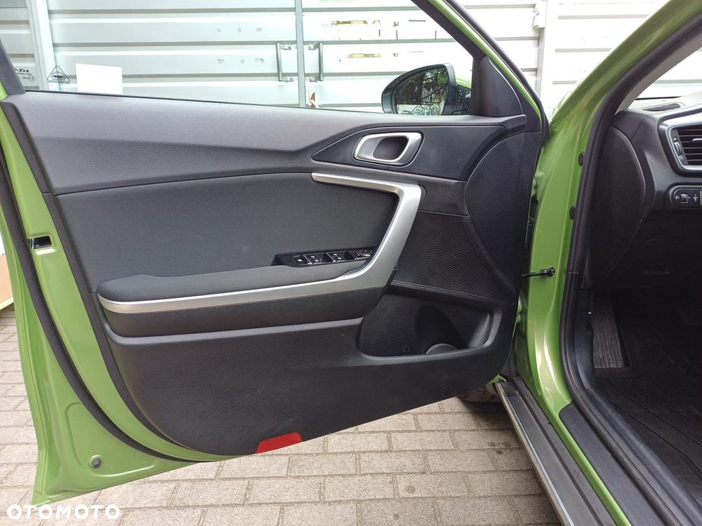 Kia XCeed 1.5 T-GDI M DCT - 25