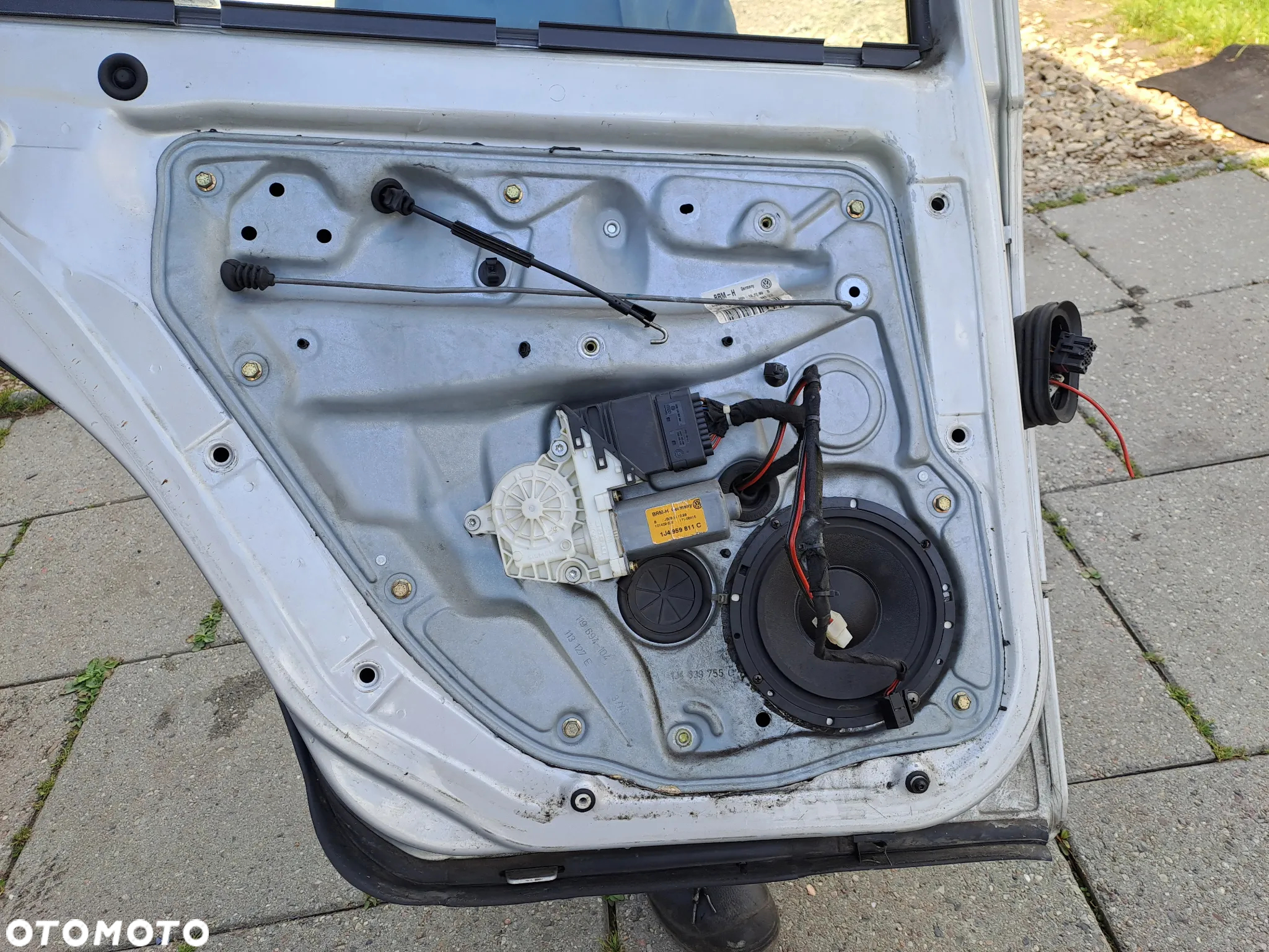 Volkswagen Golf IV 5D drzwi kompletne klapa kod lakieru LB7Z i inne - 16