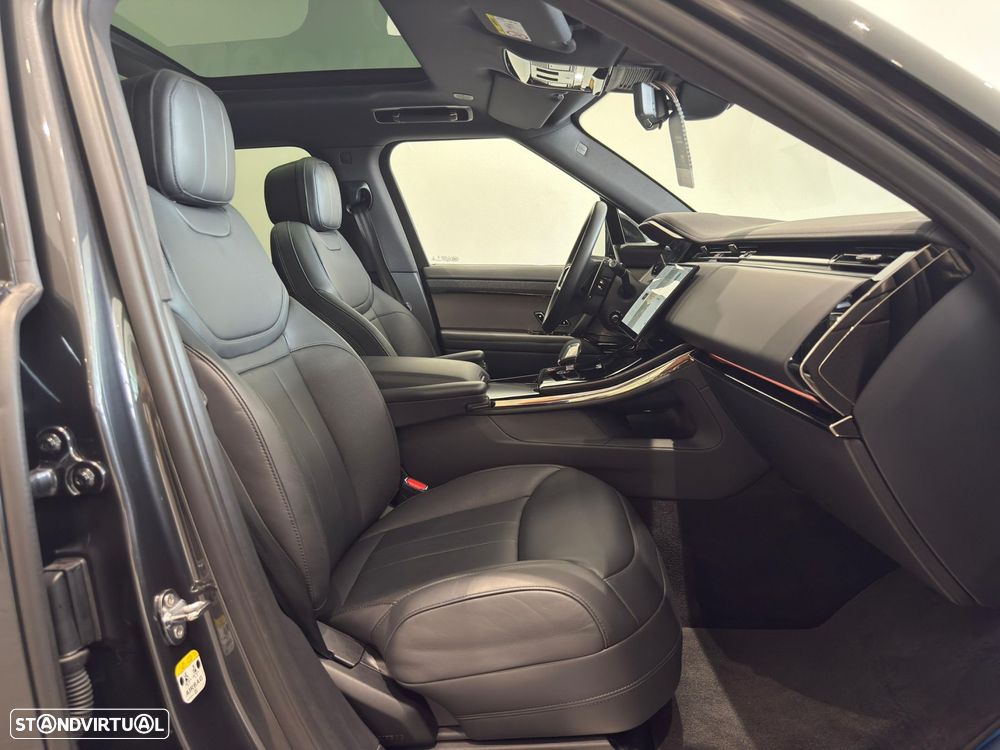 Land Rover Range Rover Sport - 11