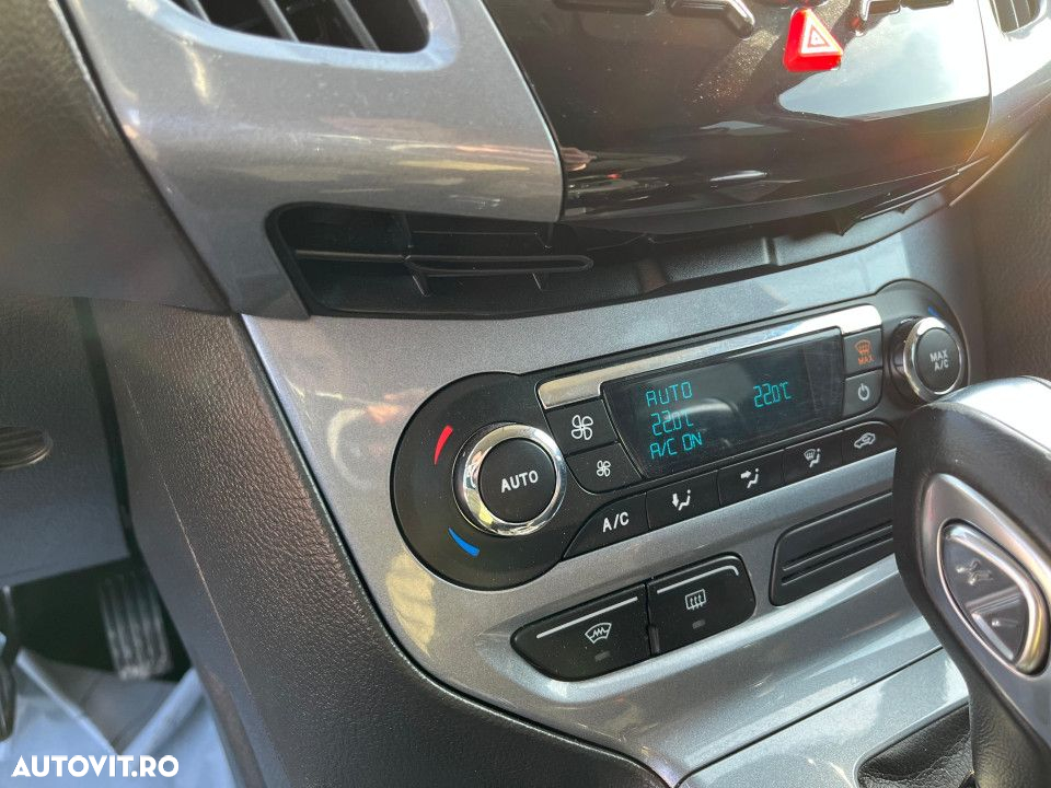 Ford Focus - 14