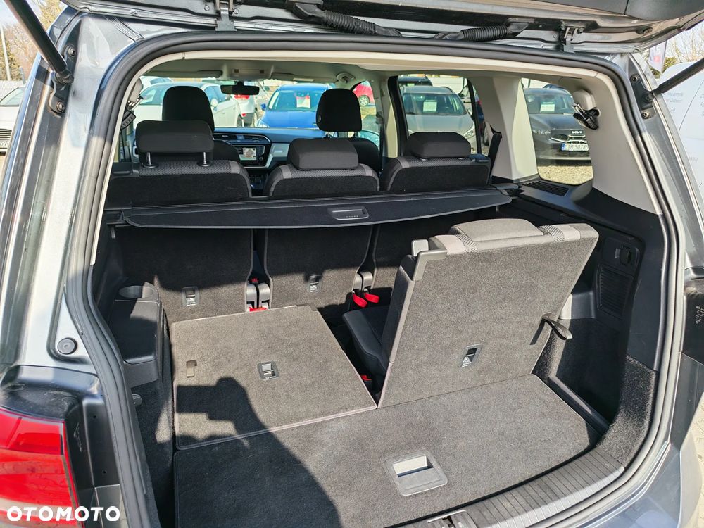 Volkswagen Touran 1.6 TDI SCR (BlueMotion Technology) SOUND - 31