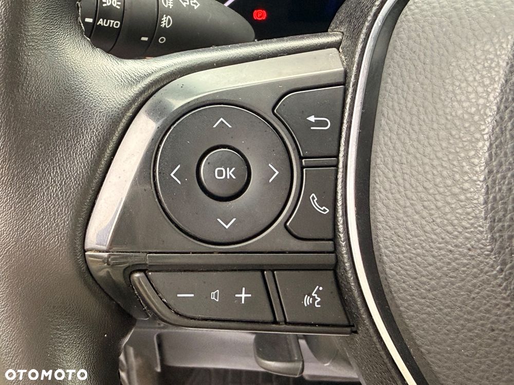 Toyota Corolla - 24