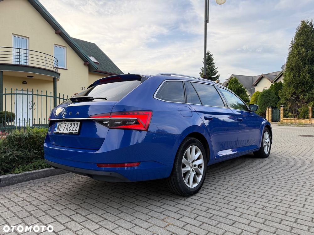 Skoda Superb 2.0 TDI SCR Ambition - 7