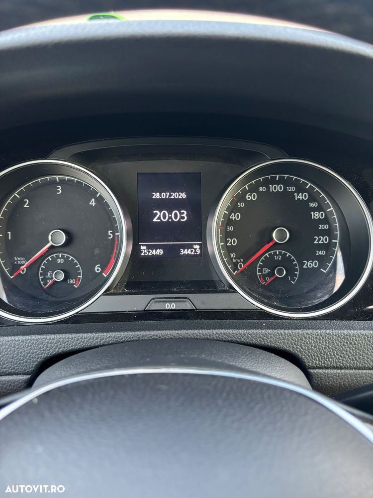 Volkswagen Golf 2.0 TDI DPF BMT DSG Comfortline - 13